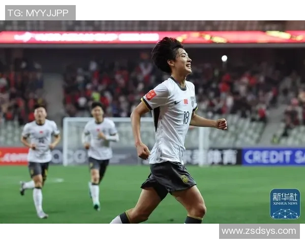 吉尔吉斯斯坦足球崛起之路:从草根到国际赛场的辉煌历程 吉尔吉斯斯坦足球崛起之路:从草根到国际赛场的辉煌历程